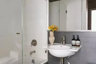 315 7th Ave, New York City, NY 10001 - Photo 18