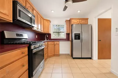 143-81 227th Street, New York City, NY 11413 - Photo 4