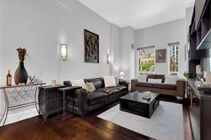 250 E 49th St, New York City, NY 10017 - Photo 1