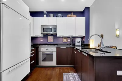 250 E 49th Street #4A, New York City, NY 10017 - Photo 4
