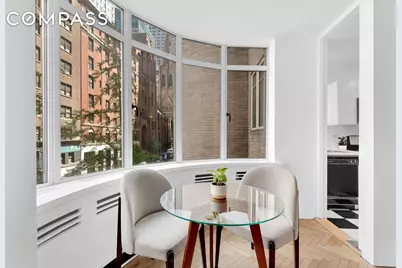 24 W 55th Street #3D, New York, NY 10019 - Photo 2