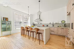 366 Broadway, New York City, NY 10013 - Photo 12
