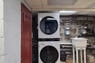 664 Henry St, New York City, NY 11231 - Photo 20