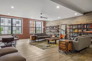 42-60 Crescent St, New York City, NY 11101 - Photo 14