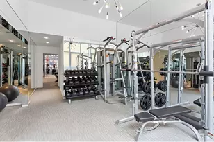 635 W 42nd St, New York City, NY 10036 - Photo 10