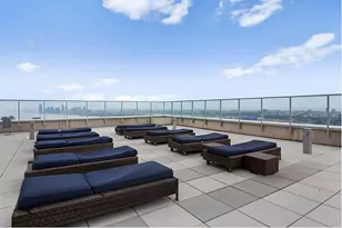 635 W 42nd St, New York City, NY 10036 - Photo 12