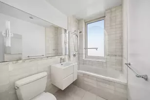 635 W 42nd St, New York City, NY 10036 - Photo 6