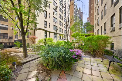 424 E 52nd Street #12A, New York City, NY 10022 - Photo 14