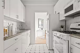 10 Plaza St E, New York City, NY 11238 - Photo 4