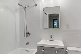 39-60 54th St, New York City, NY 11377 - Photo 6