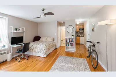 165 Christopher Street #6P, New York, NY 10014 - Photo 2
