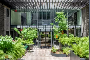 547 W 47th St, New York City, NY 10036 - Photo 18