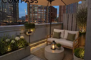 464 W 44th St, New York City, NY 10036 - Photo 8