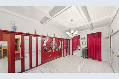 160 E 31st Street, New York City, NY 11226 - Photo 2
