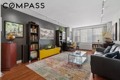 70-25 Yellowstone Boulevard #5Z, Forest Hills, NY 11375 - Photo 2