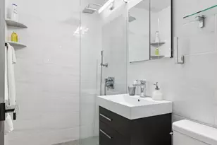 70-25 Yellowstone Blvd, Forest Hills, NY 11375 - Photo 6