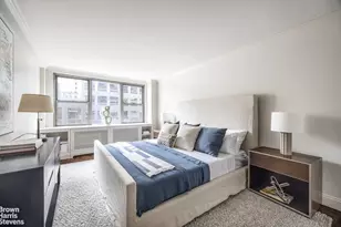209 E 56th St, New York City, NY 10022 - Photo 4