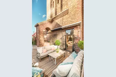 235 E 73rd Street #PHA, New York City, NY 10021 - Photo 2