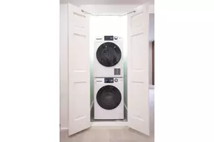 39 Argyle Rd, New York City, NY 11218 - Photo 8