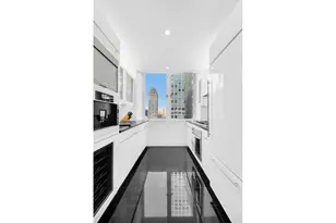 60 E 55th St, New York, NY 10022 - Photo 4