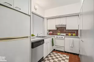 140 W 80th St, New York, NY 10024 - Photo 4