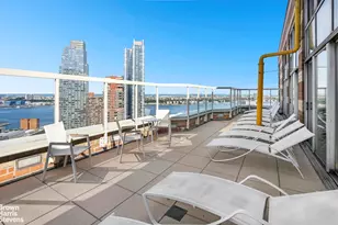 500 W 43rd St, New York, NY 10036 - Photo 8