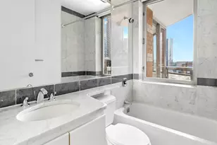 500 W 43rd St, New York, NY 10036 - Photo 4