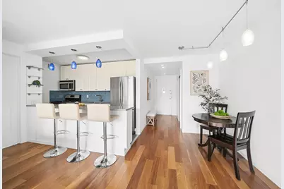 205 W End Avenue #8K, New York City, NY 10023 - Photo 2