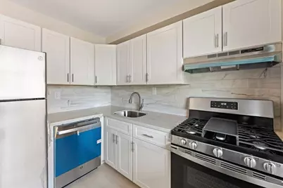 4901 Henry Hudson Parkway W #9F, Bronx, NY 10471 - Photo 10
