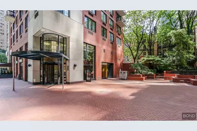 250 E 40th Street #4D, New York City, NY 10016 - Photo 10