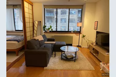 250 E 40th Street #4D, New York City, NY 10016 - Photo 1