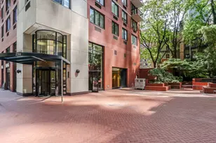 250 E 40th St, New York City, NY 10016 - Photo 10
