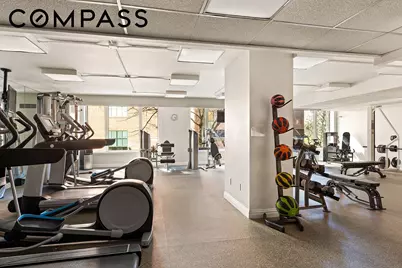90 E End Avenue #4B, New York City, NY 10028 - Photo 10
