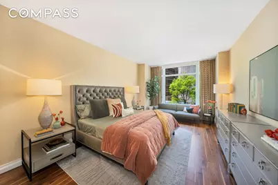 2150 Broadway #4A, New York City, NY 10023 - Photo 10