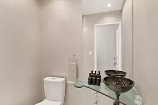 785 5th Ave, New York, NY 10022 - Photo 8