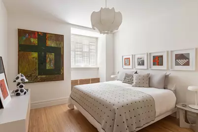 35 E 68th Street #1A, New York, NY 10065 - Photo 8