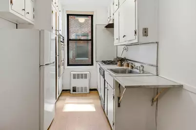 2241 Plumb 1st Street #3M, New York City, NY 11229 - Photo 8