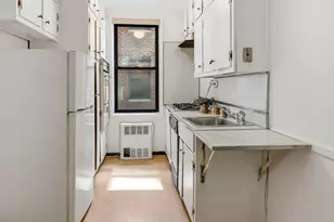 2241 Plumb 1st St, New York City, NY 11229 - Photo 8