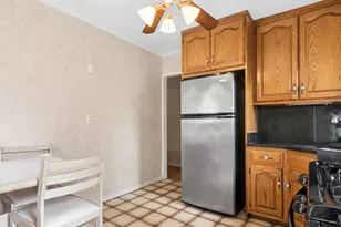 64-22 136th St, Flushing, NY 11367 - Photo 6