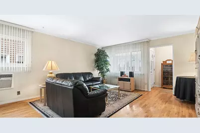 64-22 136th Street, New York City, NY 11367 - Photo 4