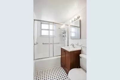 333 E 46th Street #20B, New York City, NY 10017 - Photo 6