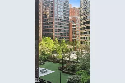 411 E 53rd Street #4A, New York, NY 10022 - Photo 10