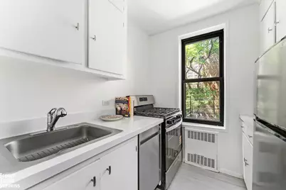 330 E 80th Street #2A, New York City, NY 10075 - Photo 6