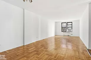 330 E 80th St, New York City, NY 10075 - Photo 4