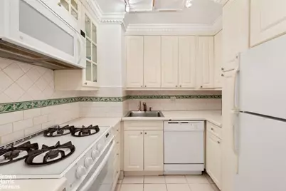 55 E 87th Street #12F, New York City, NY 10128 - Photo 4