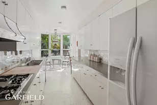 432 E 84th St, New York City, NY 10028 - Photo 14