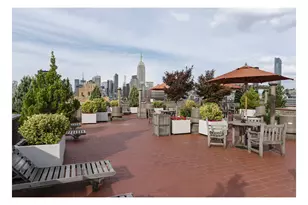 77 7th Ave, New York, NY 10011 - Photo 2