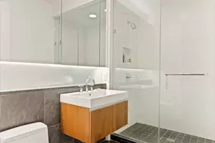 311 W Broadway, New York City, NY 10013 - Photo 20