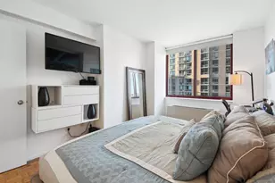 4-74 48th Ave, New York City, NY 11109 - Photo 12