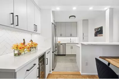 4-74 48th Avenue #7-E, New York City, NY 11109 - Photo 4